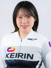 児玉碧衣